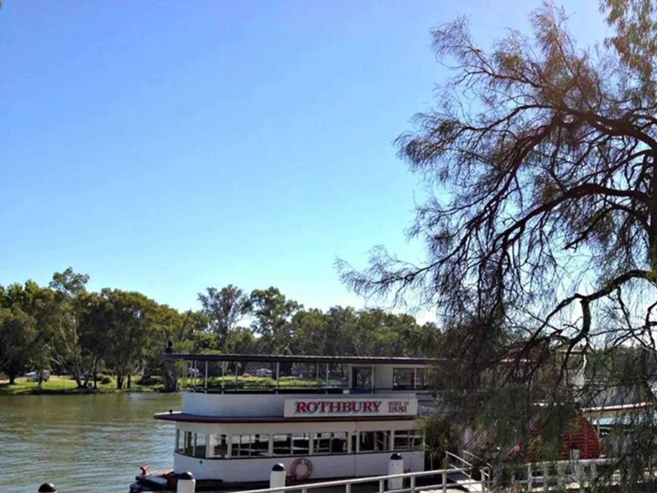 Historic Captain's Residence by the Sea from the 1760s