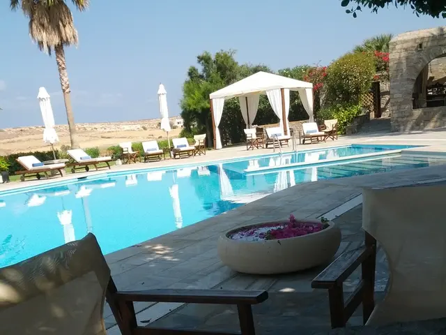 Storage Battle: Growatt Noah vs Anker Solarbank - Who emerges victorious?