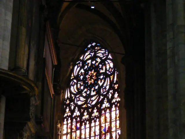 glassycubes capture spotlight once more in Melbourne apartment structure renovation