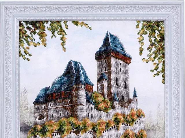 "Experience top-notch living with the Harrison 245521 Manufactured Home, offering quality, comfort,...