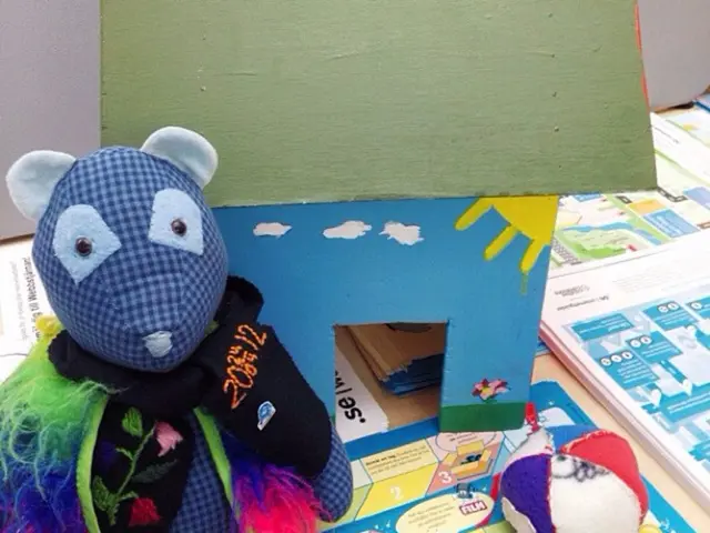 LEgo-themed Saint Patrick's Day Challenge Cards