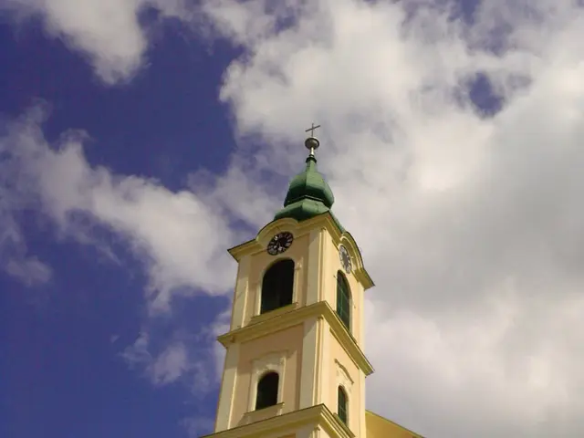 Towering up to 85 meters, Luther Church invites you for a tower ascent