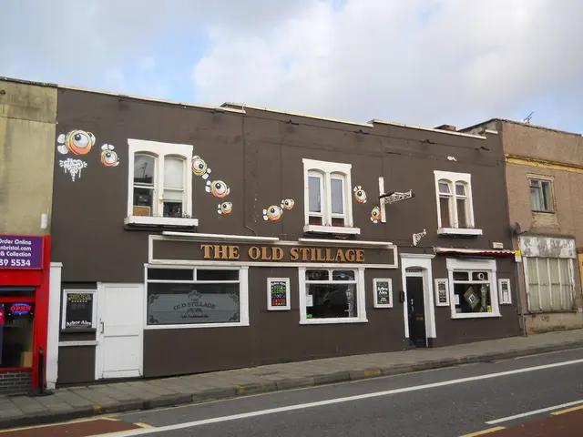 Stunning Images Revealing the Authentic Appearance of 1950s New York City