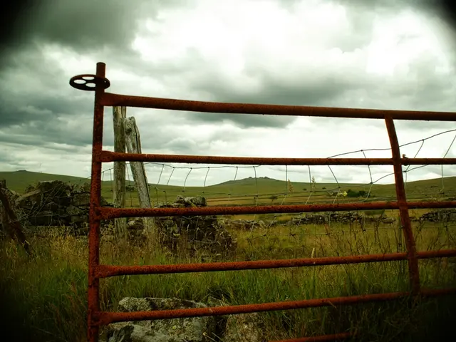 Tension Easing in the Barcelona Controversy: