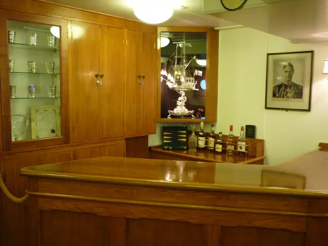 Joe Jonas' glass-front cabinets leave one questioning whether traditional kitchen storage methods...