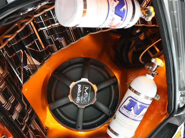 Limited edition Monitor Audio Silver Series 7G speakers boast a sleek Carbon Black Metallic...