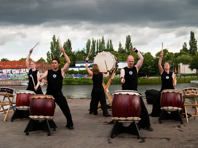 Event at Max Bruch Music School on the year 2025, welcoming public attendance