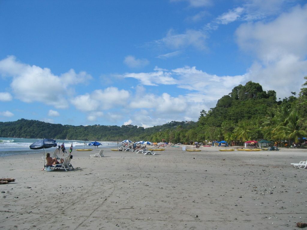 Strategies for Maintaining Comfort in a Tent During Cold Nights, Enabling Year-Round Stargazing...